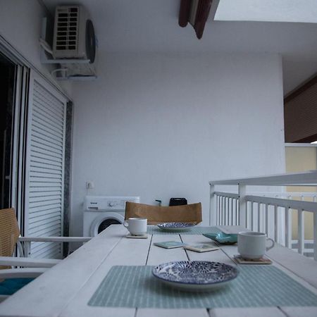 Grey Theros Apartments Paralia Dionisiou Zewnętrze zdjęcie