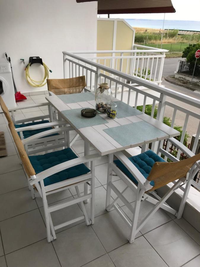 Grey Theros Apartments Paralia Dionisiou Zewnętrze zdjęcie